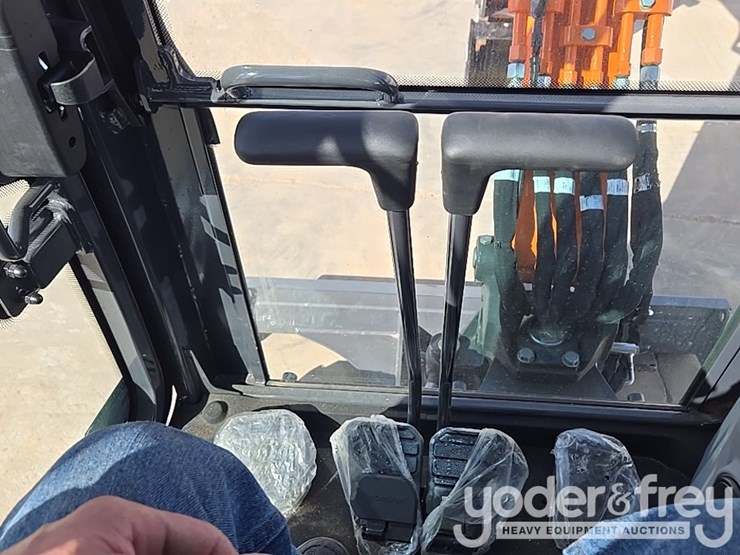 2024-develon-dx27z-7-image-43