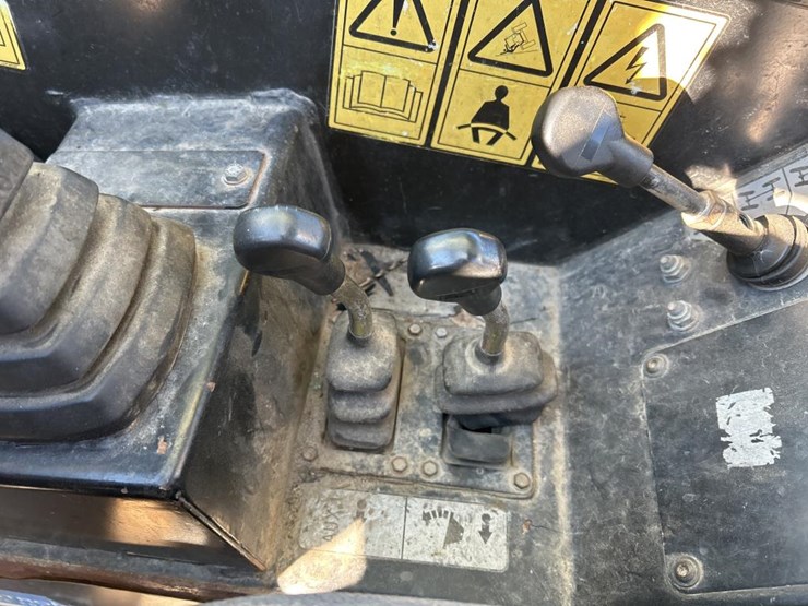 2016-jcb-507-42-image-43