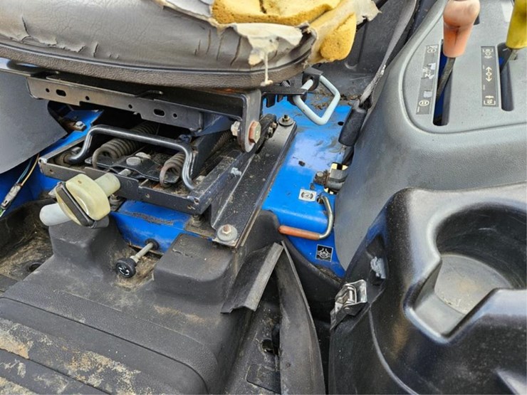 new-holland-tc45da-image-28