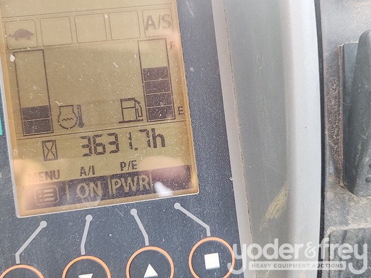 2020-deere-60g-image-31