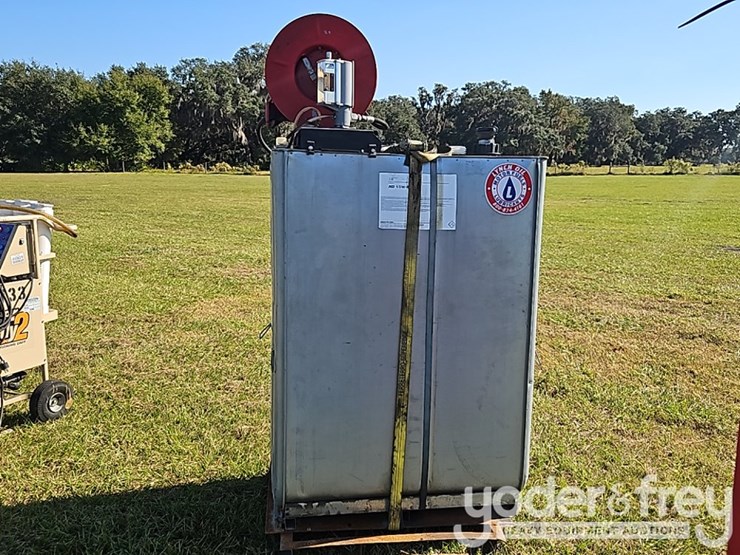 roth-tank-oil-tank-c/w-hose-reel-balcrank-oil-pump-image-5