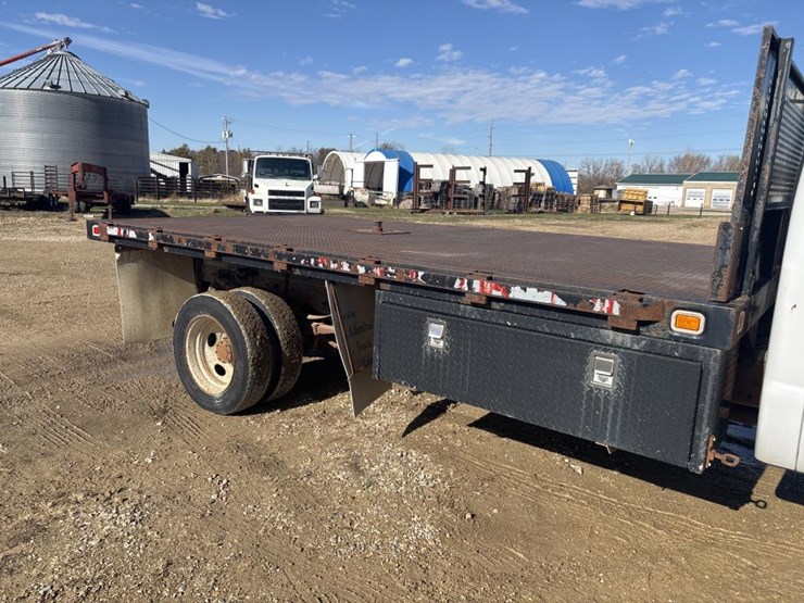 2000-ford-f550-image-12