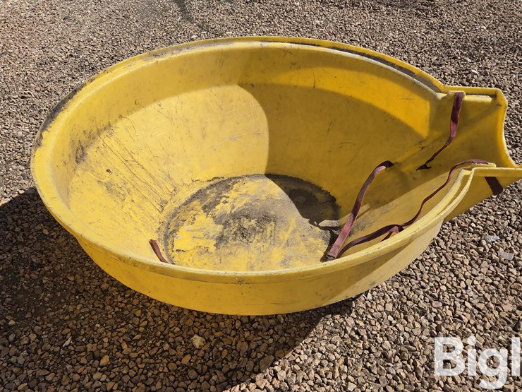 poly-auger-hopper-image-4