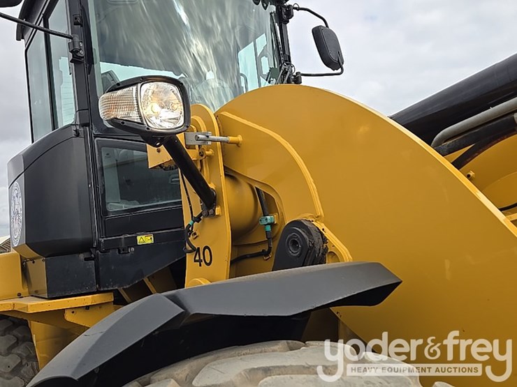 2014-caterpillar-938k-image-96