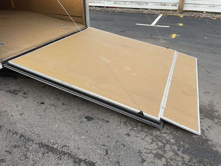 2022-freedom-enclosed-52-ft-trailer-image-12