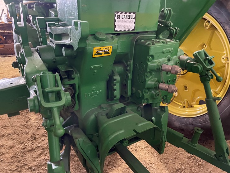 john-deere-530-image-9