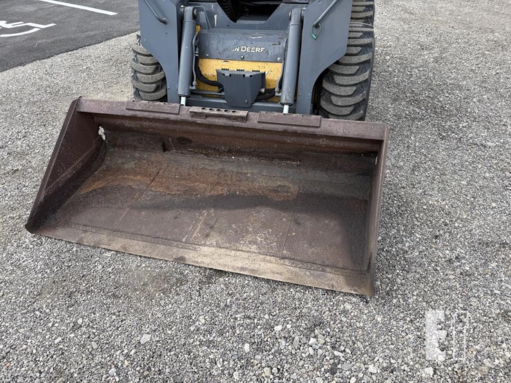 2016-deere-314g-image-9