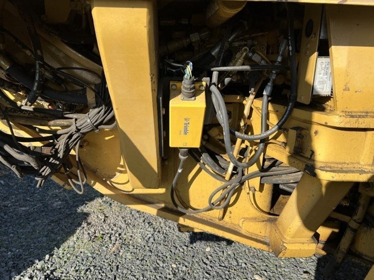 2006-caterpillar-160h-image-18