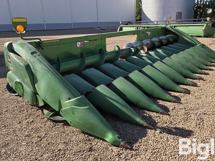 2013-john-deere-612c-stalkmaster-image-3