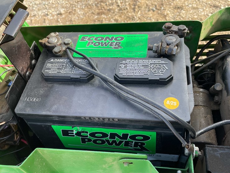 john-deere-212-image-21