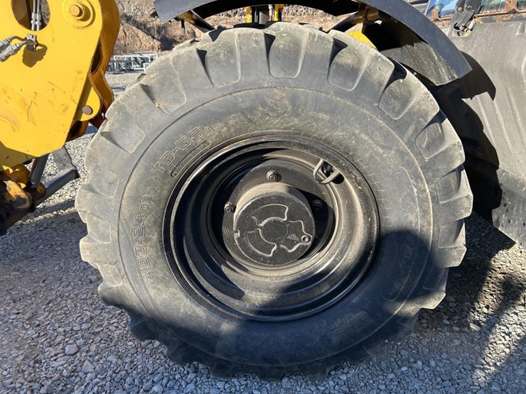 2016-jcb-507-42-image-55