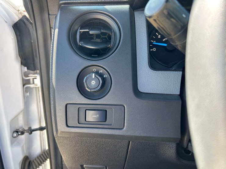 2014-ford-f150-image-15