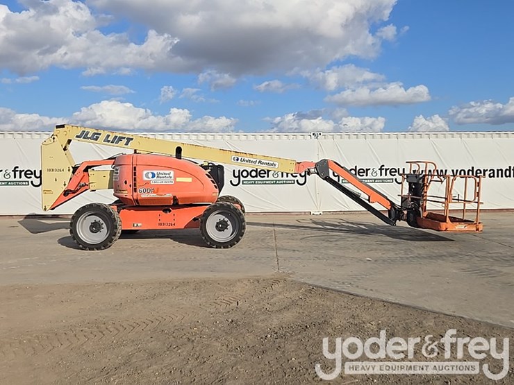 2014-jlg-600aj-image-6
