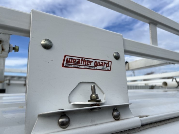 2015-gmc-savana-cargo-van-image-9