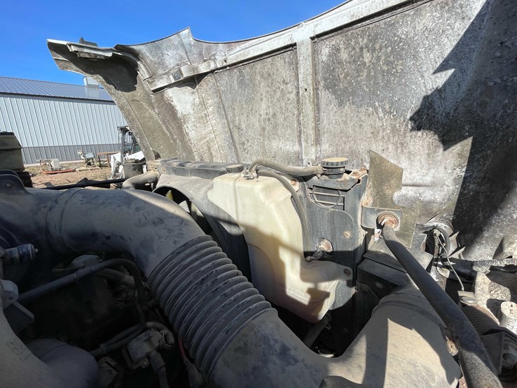 #3006-•-1999-chevy-c6500-single-axle-dump-flatbed-truck-(title-in-delay)-image-48