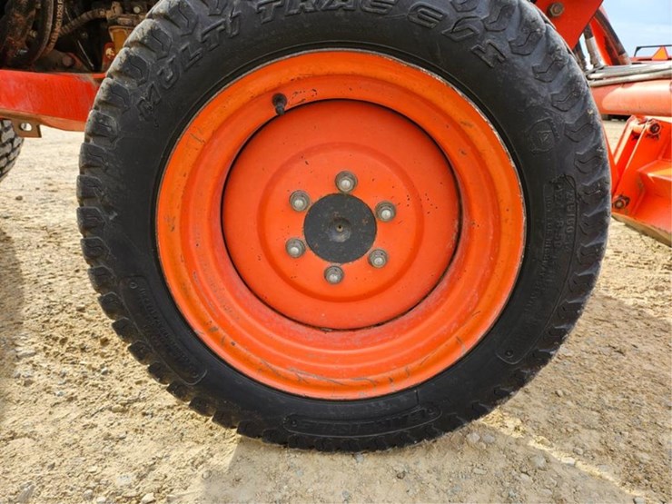 kubota-b7800-image-18