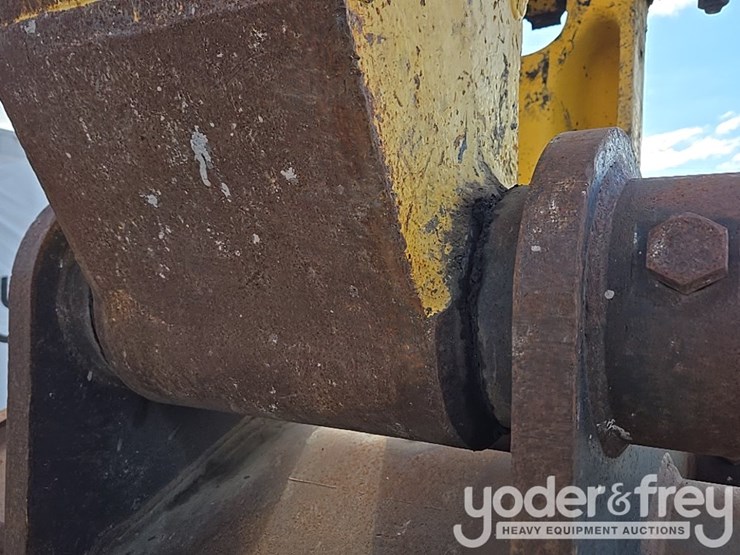 2018-komatsu-pc360-lc-11-image-32