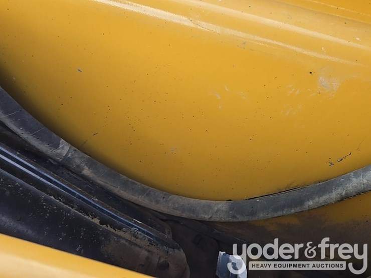 2019-caterpillar-tl1255d-image-58