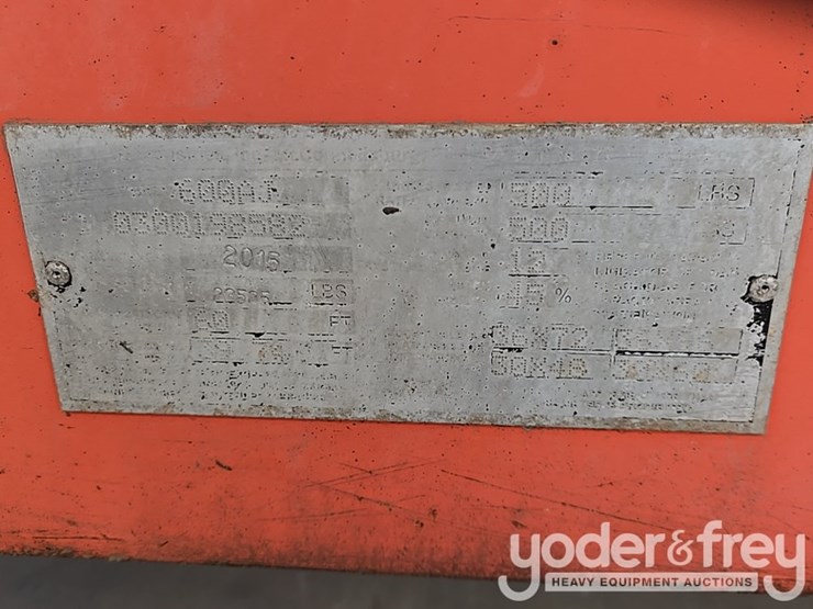 2015-jlg-600aj-image-108