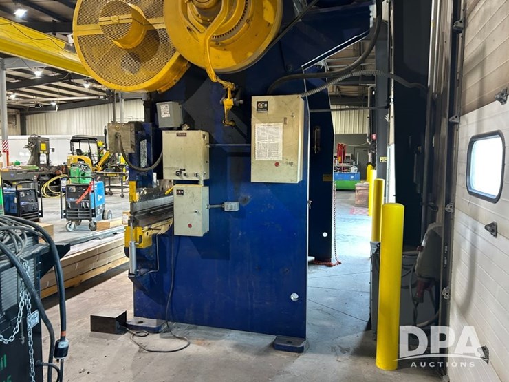 verson-200-ton-press-brake-(cp1288,-unit-p1001)-image-9