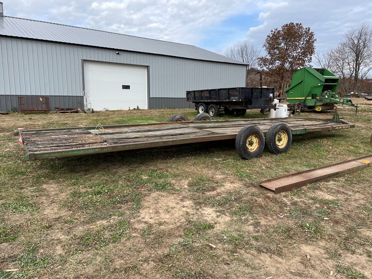 #3035-•-john-deere-tandem-axle-wagon-(no-title)-image-4