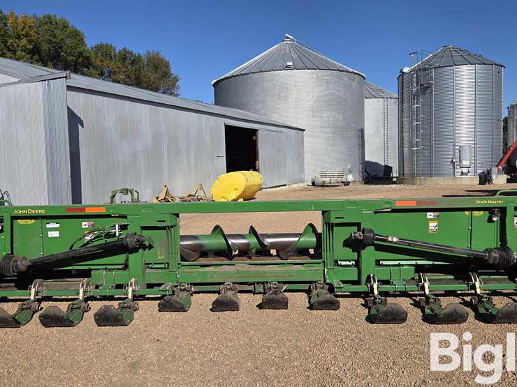 2013-john-deere-612c-stalkmaster-image-6