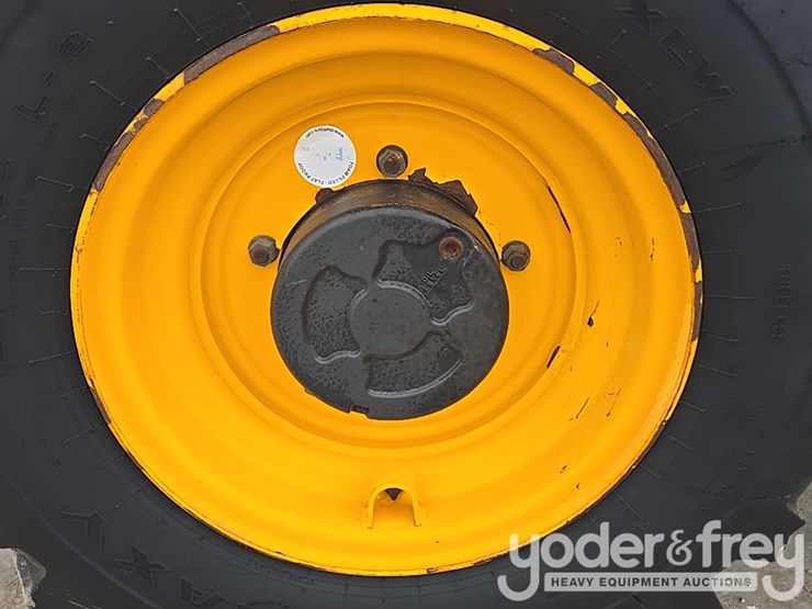 2017-jcb-506-36-image-17