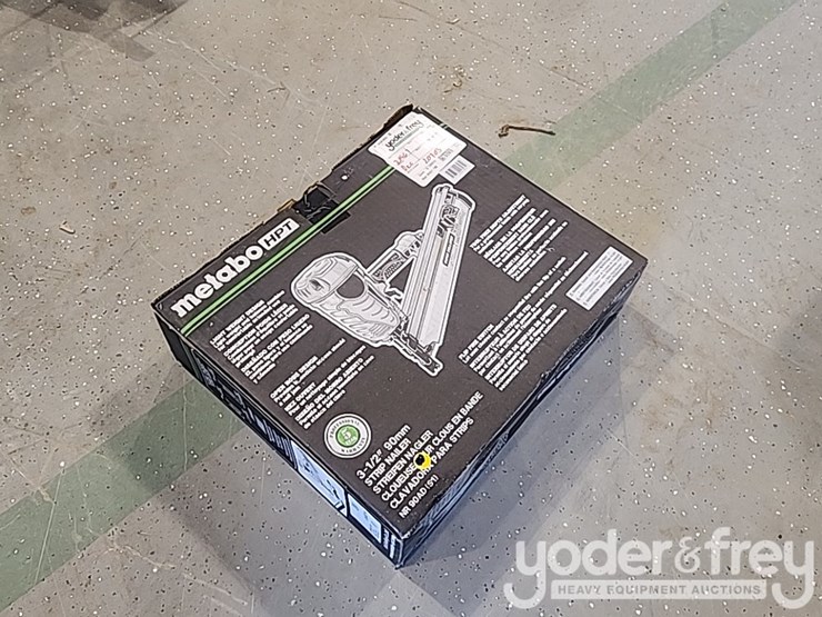 metabo-hpt-3-1/2"-pneumatic-strip-nail-gun-image-1