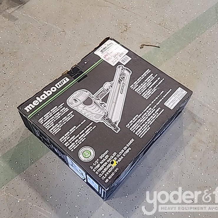 Metabo HPT 3-1/2" Pneumatic Strip Nail Gun