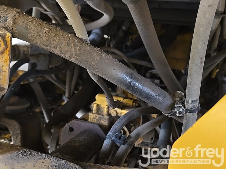 2014-caterpillar-938k-image-69