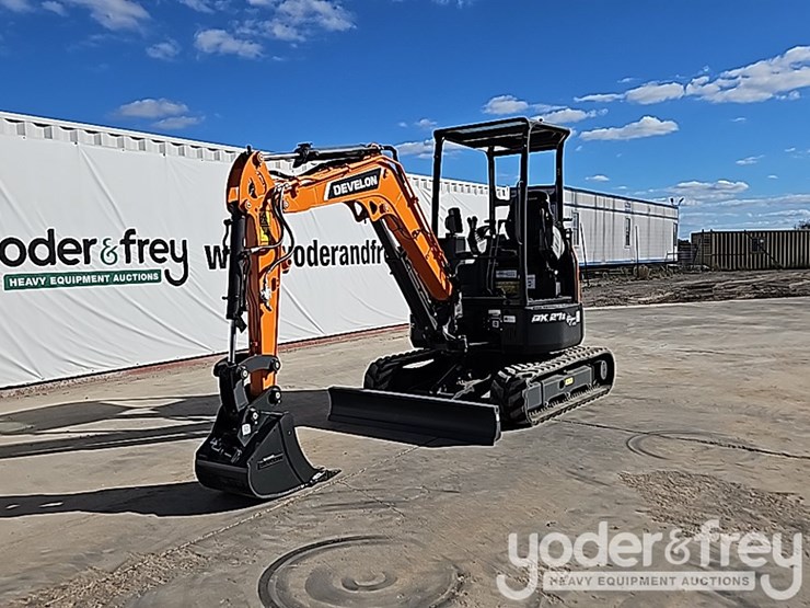 2024-develon-dx27z-7-image-1