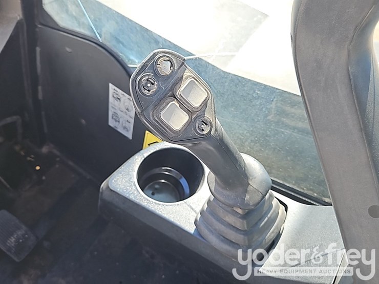 2011-jcb-260-eco-image-21