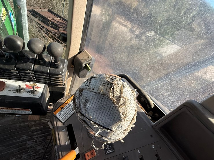 john-deere-6330-image-76