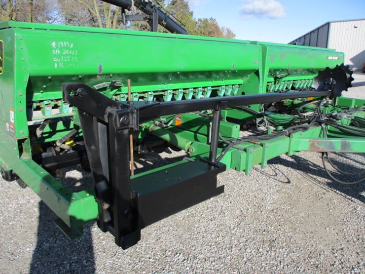 john-deere-750-image-11