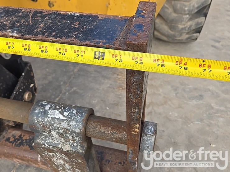 2019-caterpillar-tl1255d-image-13