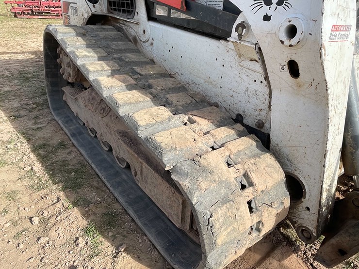 2017-bobcat-t770-image-10