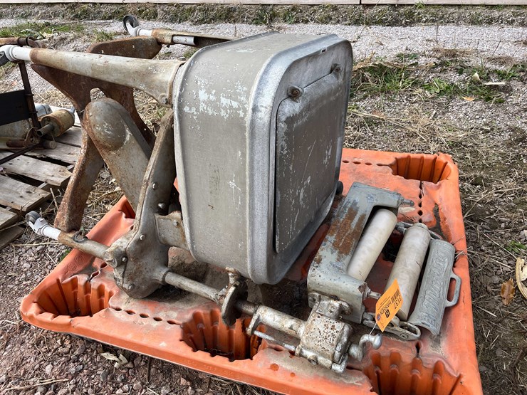 #3137-•-vintage-maytag-washing-machine-image-1