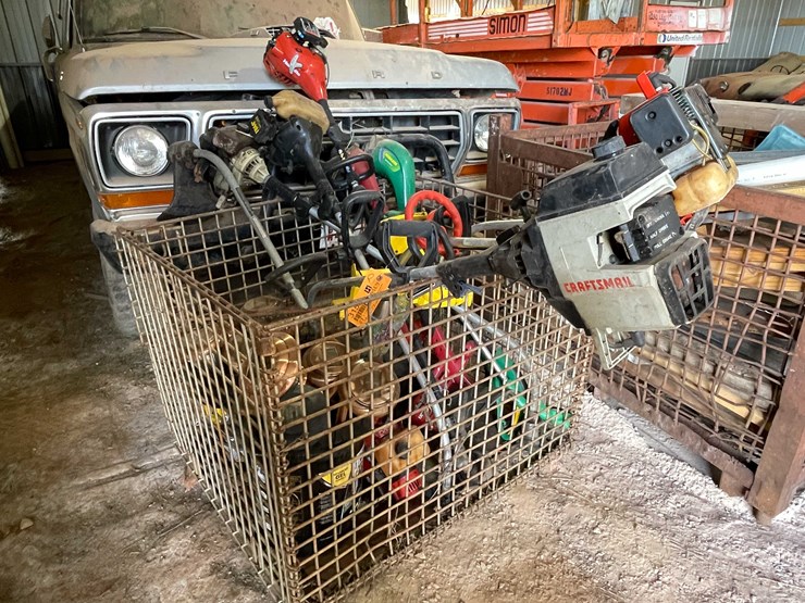 #3152-•-solar-yard-lights-image-1