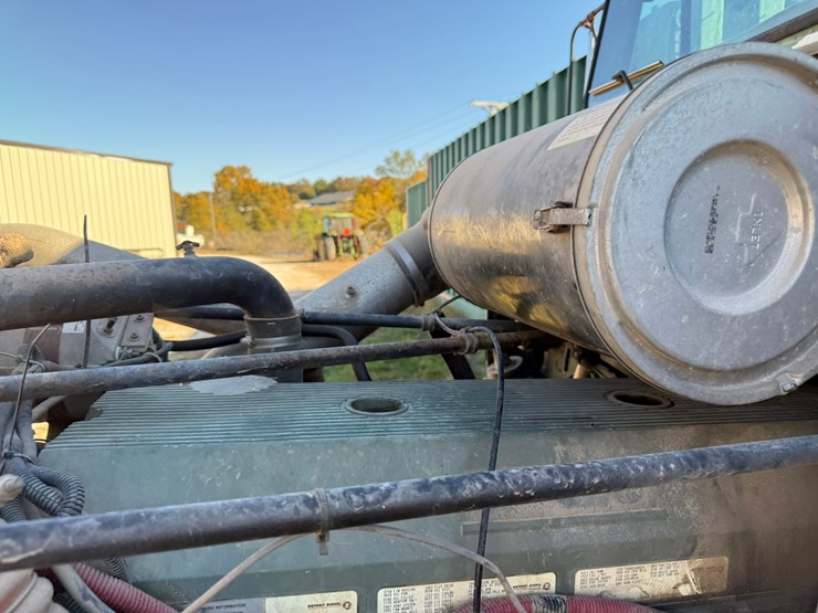 #22592-•-inop-1992-freightliner-t/a-daycab-truck-tractor-vin:-1fuymzyb1np520782-image-21