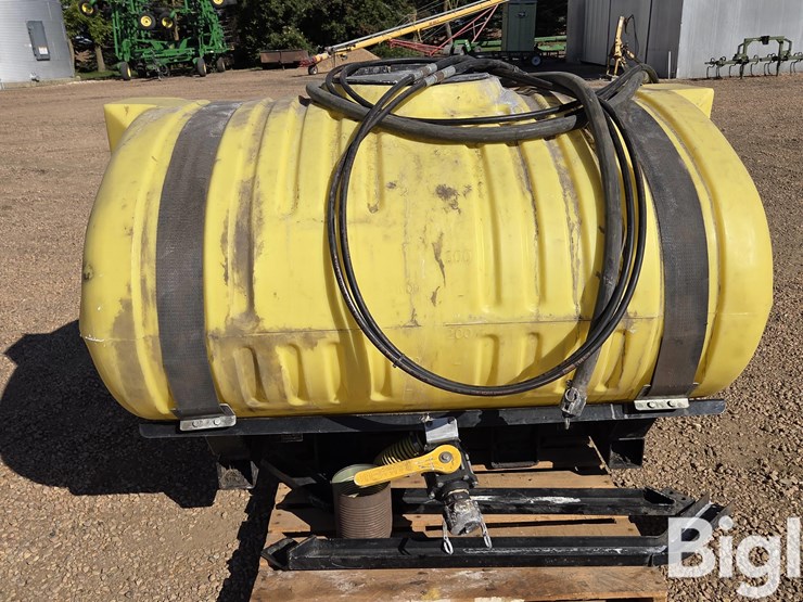 400-gal-poly-tank-image-2