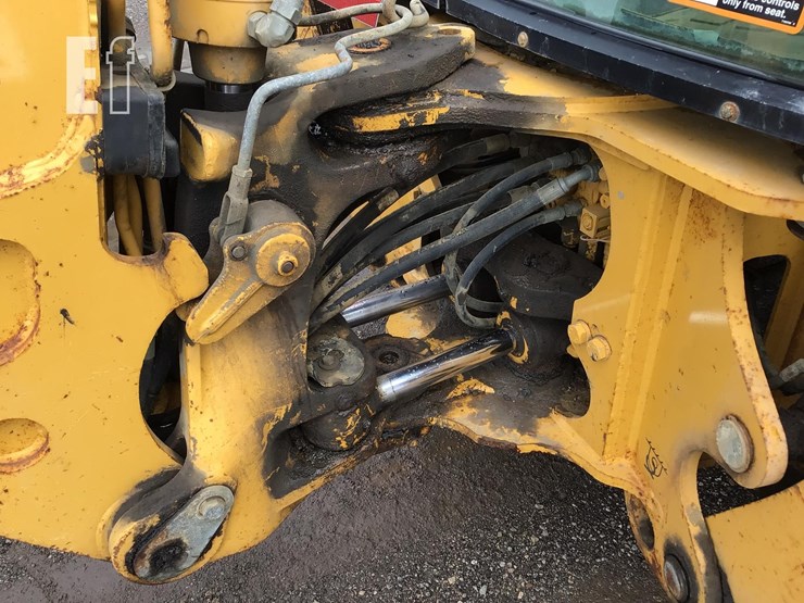 2004-deere-310g-image-20