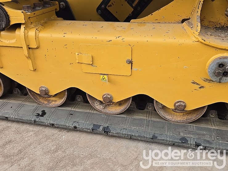 2022-caterpillar-299d3-image-21