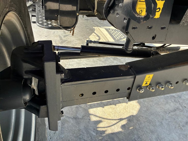 2020-case-ih-7250-image-40