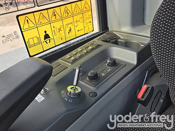 2024-develon-dx27z-7-image-45