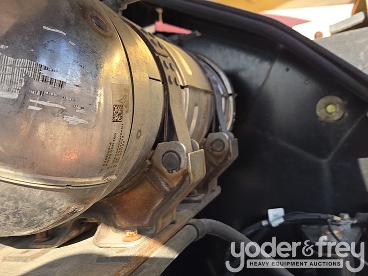 2014-jlg-600aj-image-93