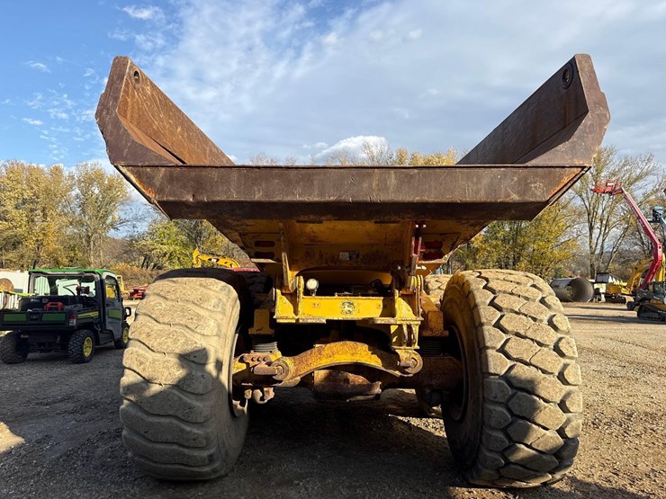 2015-deere-460e-image-6