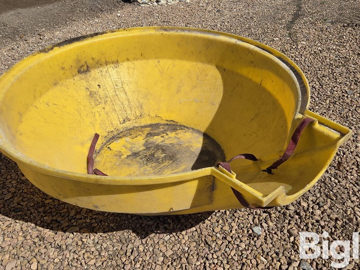 poly-auger-hopper-image-3