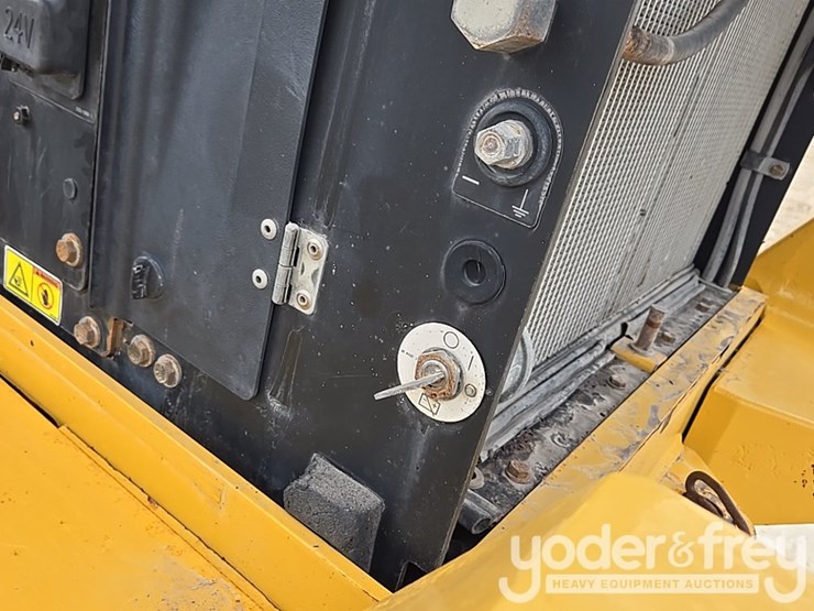 2014-caterpillar-938k-image-122