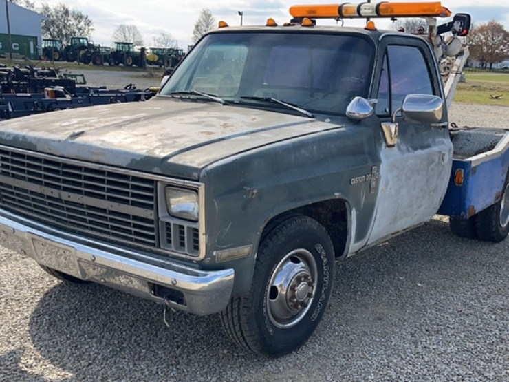 1982-chevrolet-c30-image-2