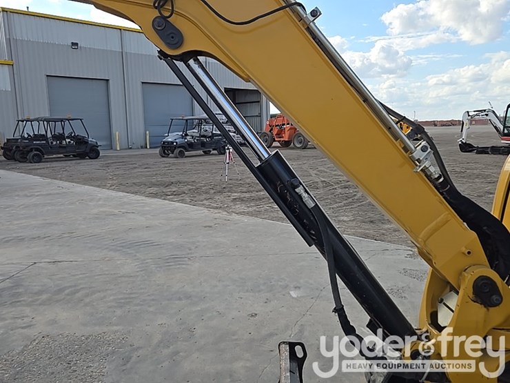 caterpillar-303-image-35